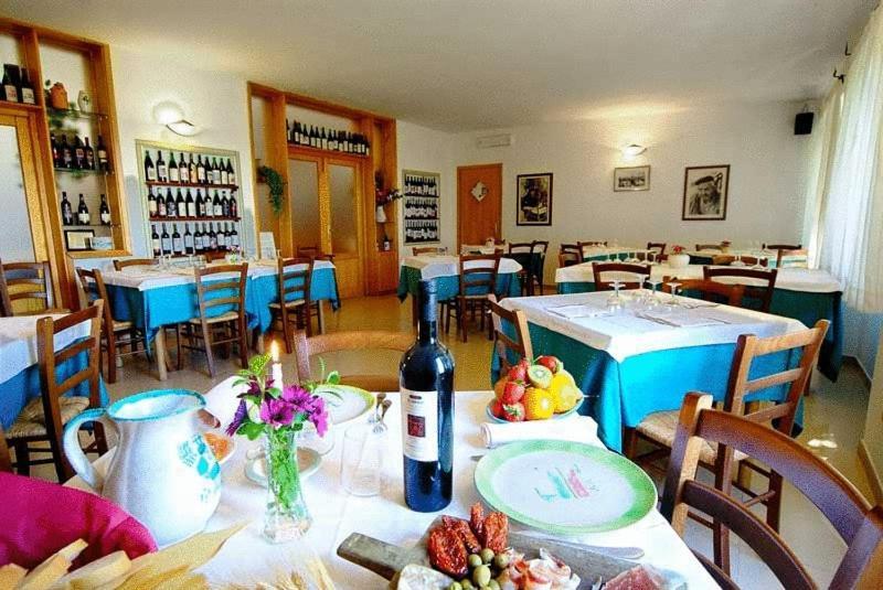 S'Enis Monte Maccione Hotel Oliena Bagian luar foto