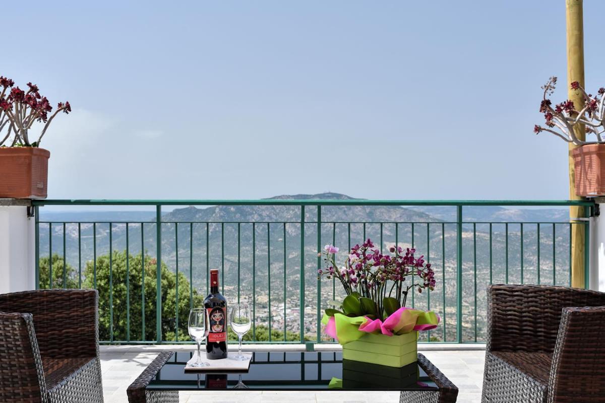 S'Enis Monte Maccione Hotel Oliena Bagian luar foto
